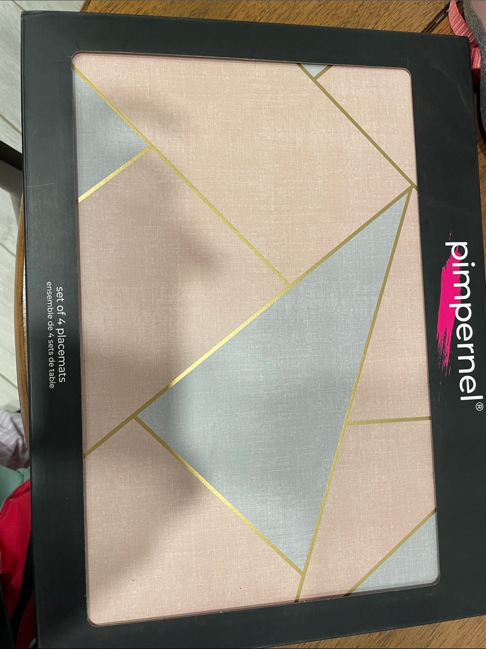 Pimpernel placements (urban chic)—set of 4